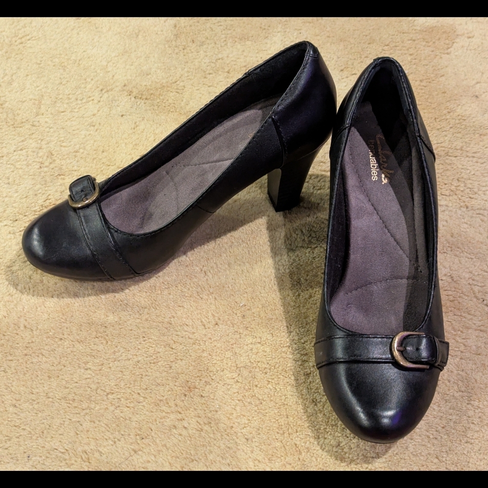 Clarks Black Pumps with Buckle